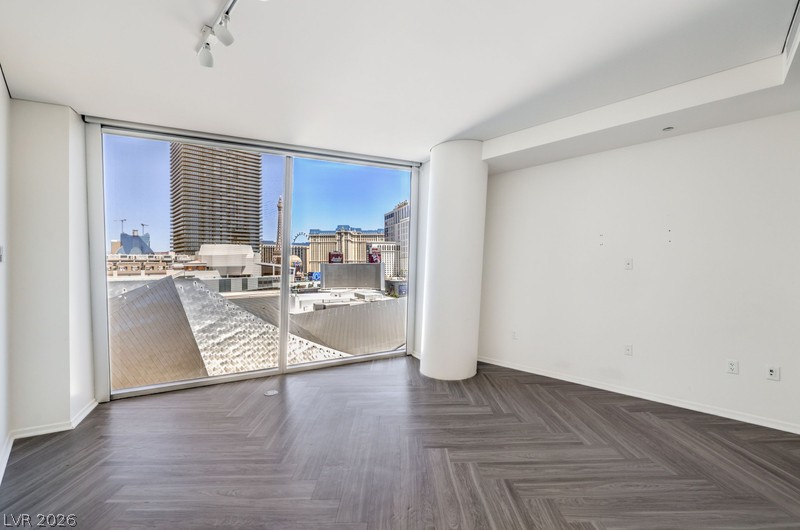 3726 Las Vegas Boulevard 811 Property Photo 16