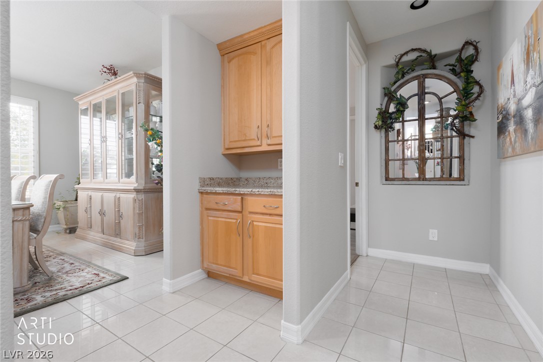 8251 Windsor Crest Court Property Photo 25