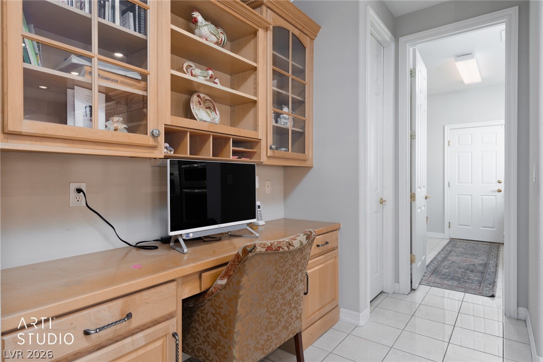8251 Windsor Crest Court Property Photo 38