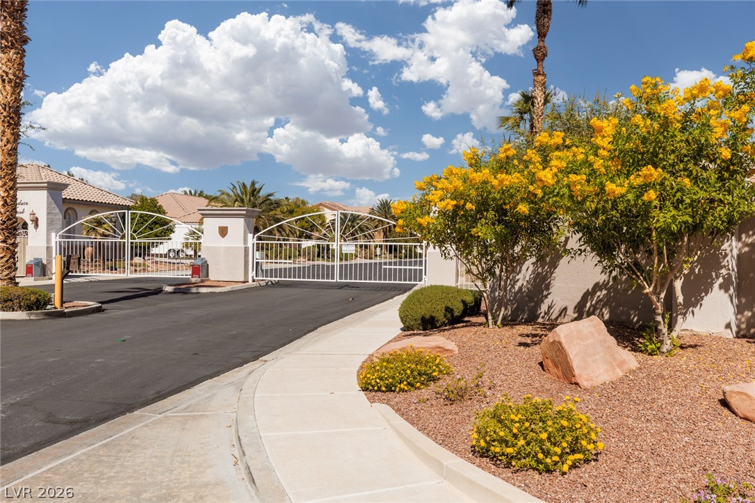 8251 Windsor Crest Court Property Photo 77