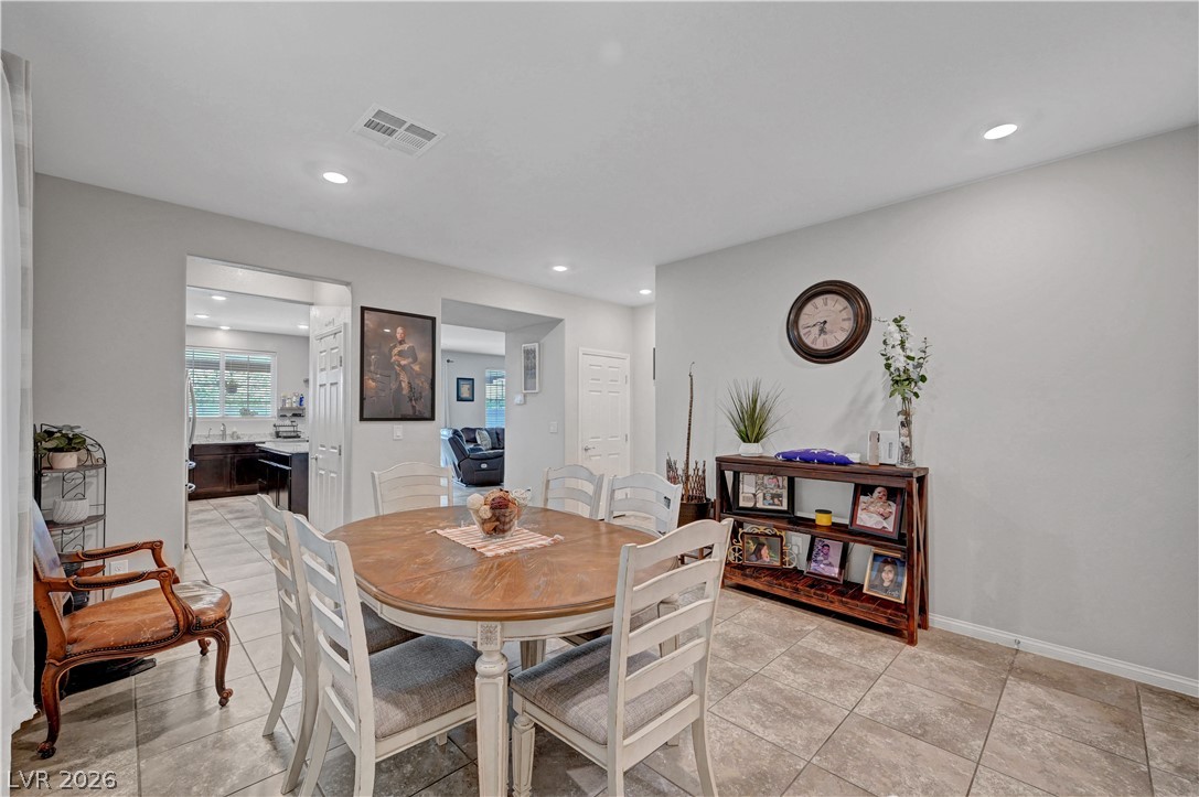 4439 Stardusk Falls Avenue Property Photo 11