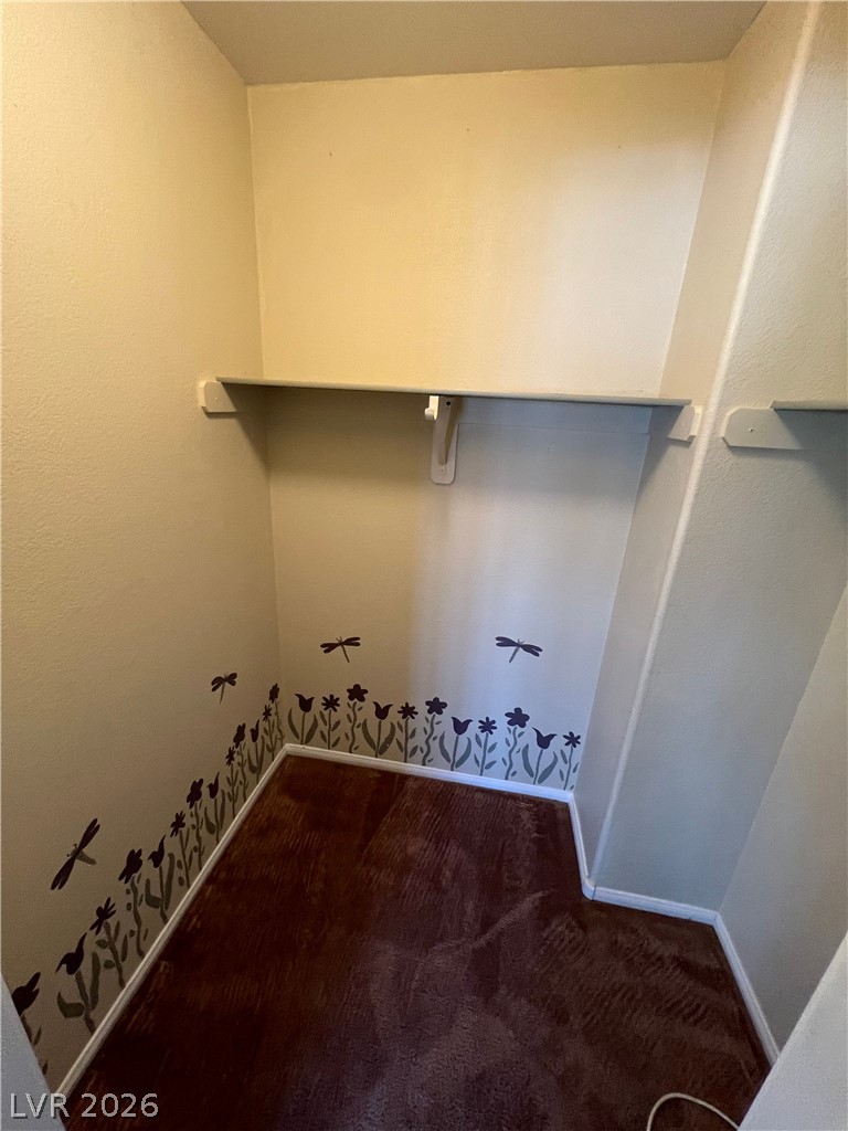 196 Golden Crown Avenue Property Photo 6