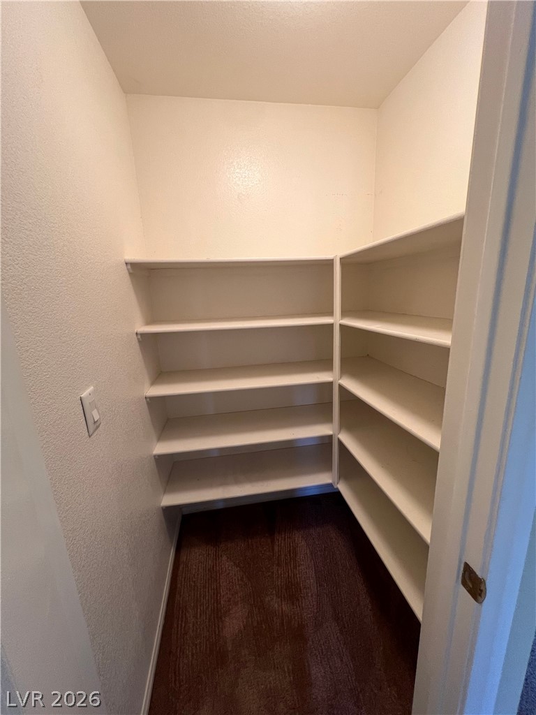 196 Golden Crown Avenue Property Photo 9