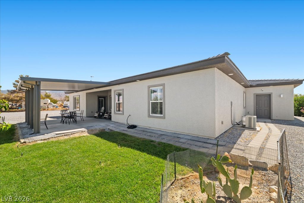 2610 Banyon Street Property Photo 14
