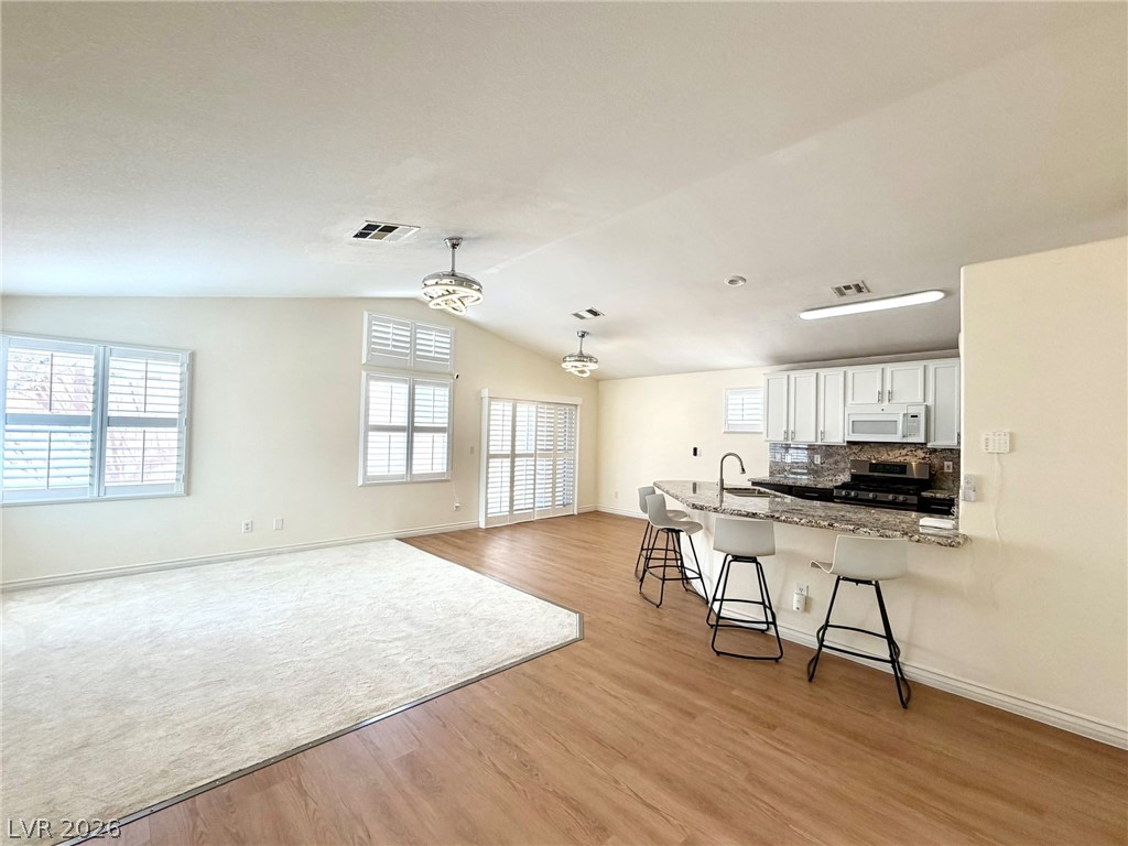 7005 Pacific Coast Street Property Photo 7