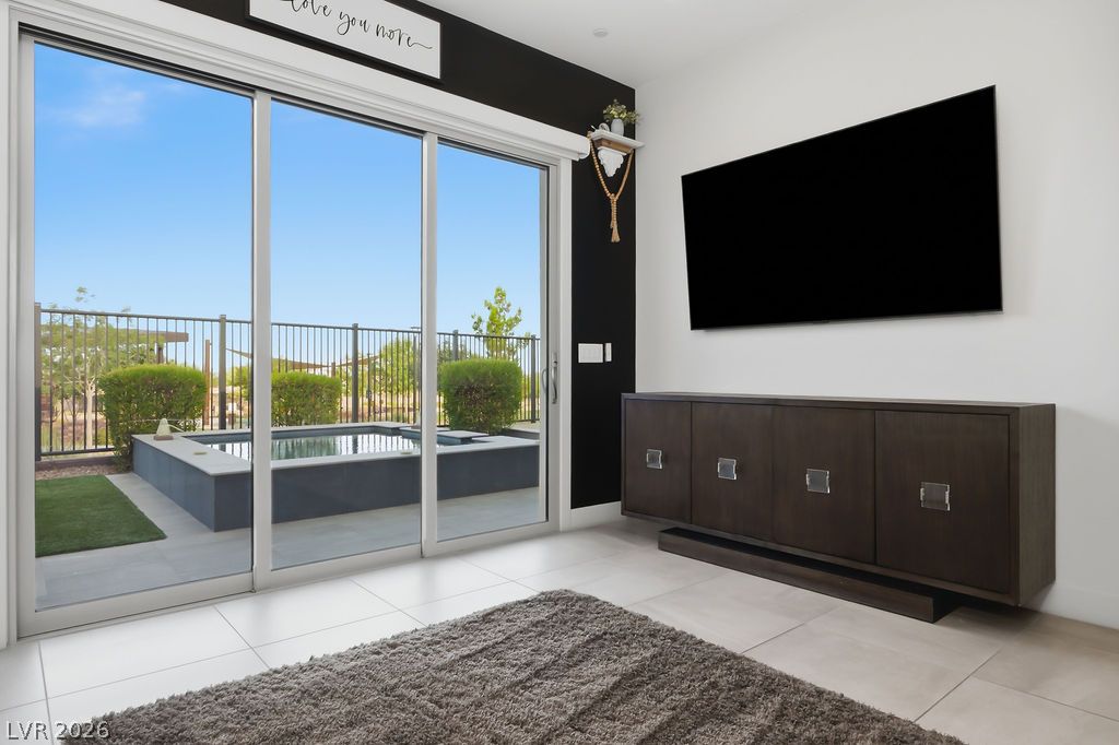 308 Gandara Street Property Photo 29