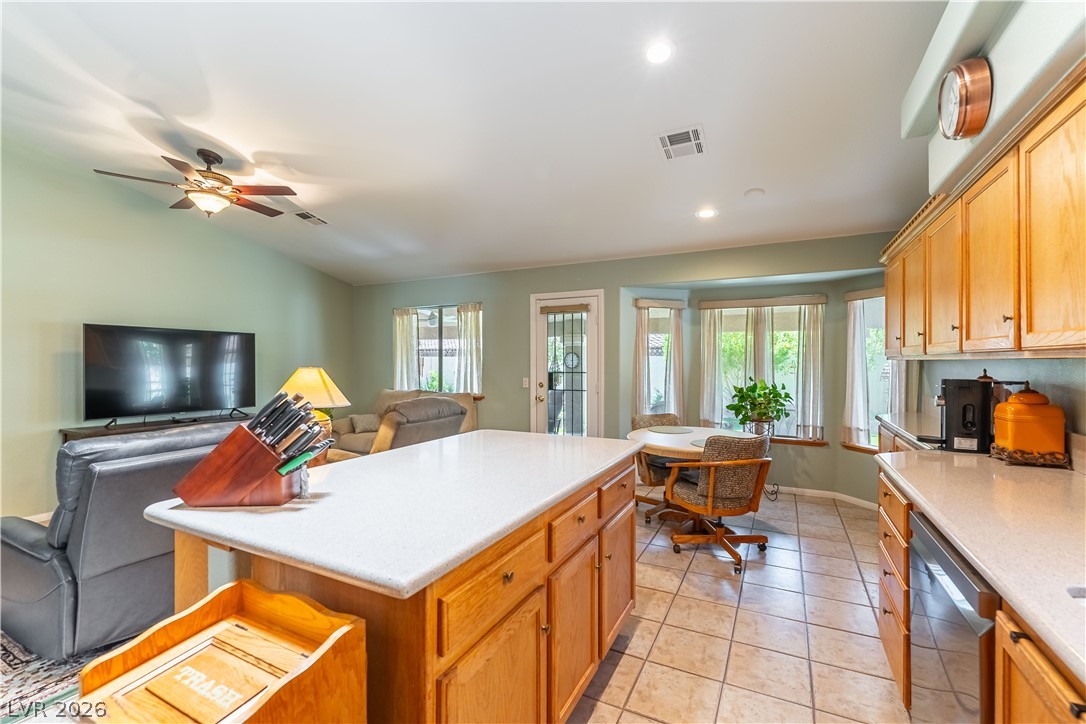 8101 Deep Stone Avenue Property Photo 15