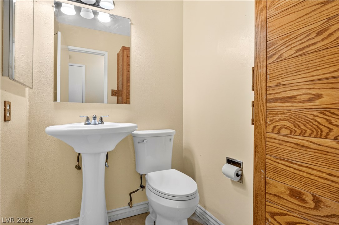185 Pecos Way 6 Property Photo 10