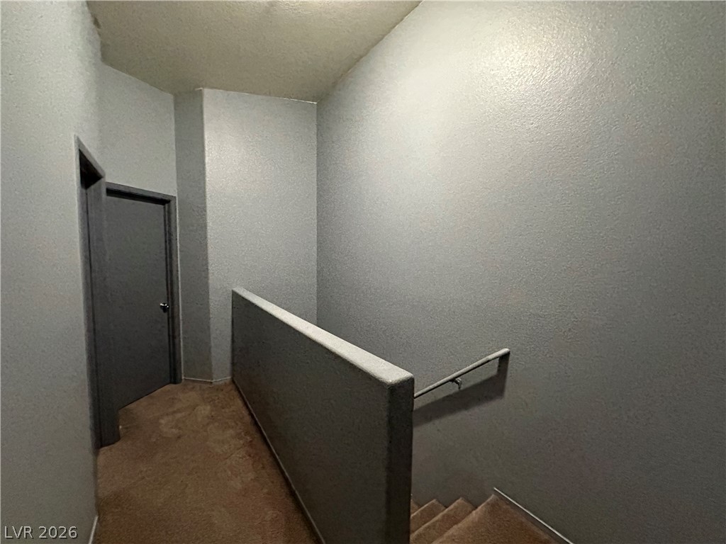 2562 Land Rush Drive Property Photo 5