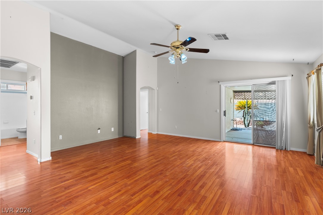 593 Fox Chase Street Property Photo 10
