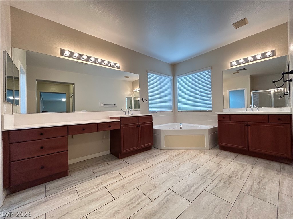7816 Brookfield Cove Avenue Property Photo 19