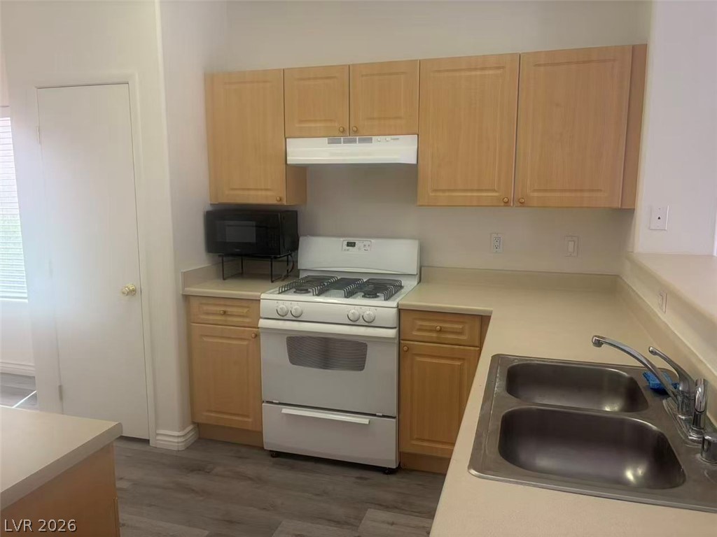 9315 Indian Corn Court 103 Property Photo 8