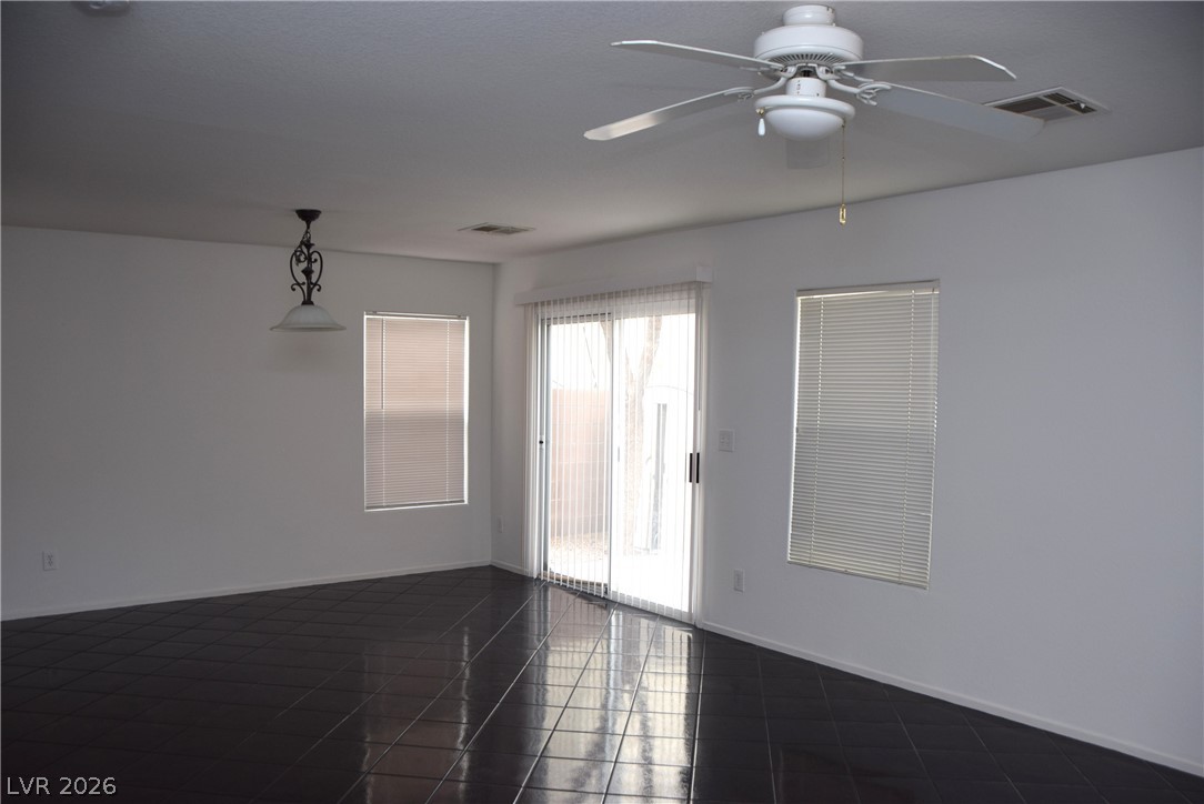 531 Cabis Bay Street Property Photo 8