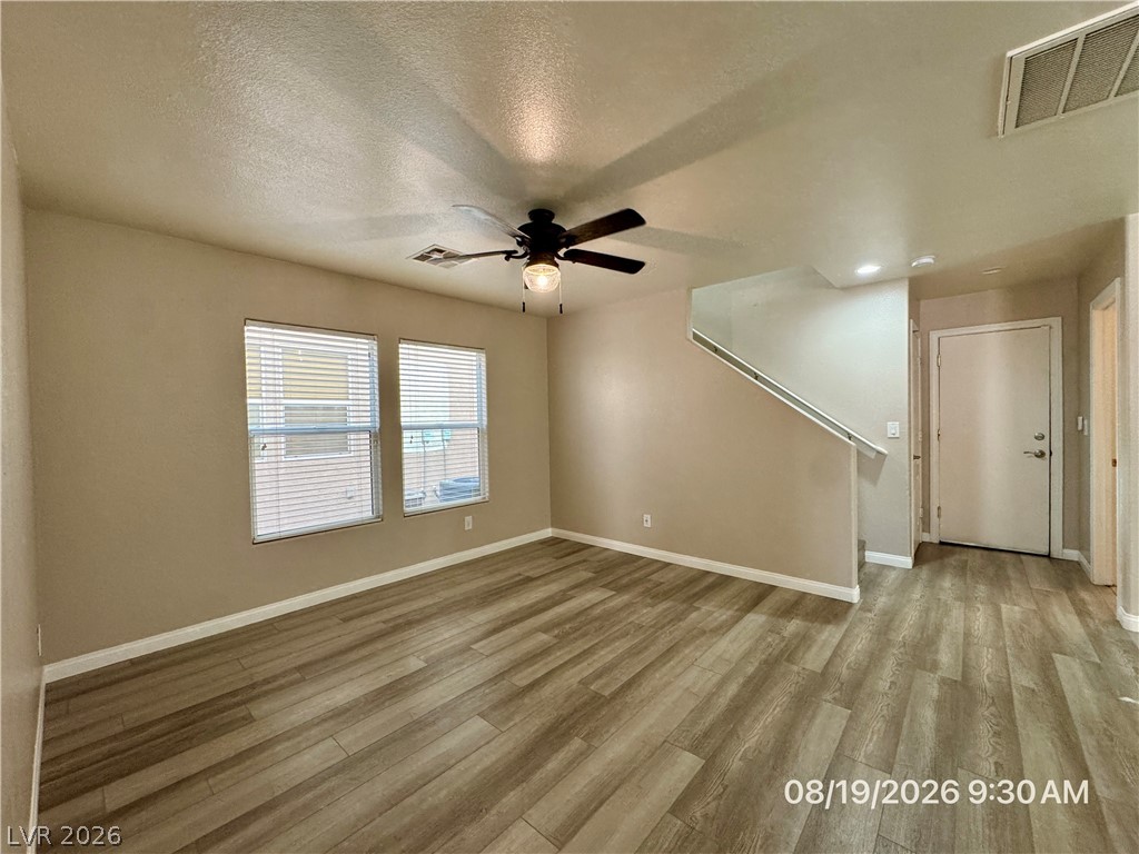 5204 Iron Crossing Avenue Property Photo 6