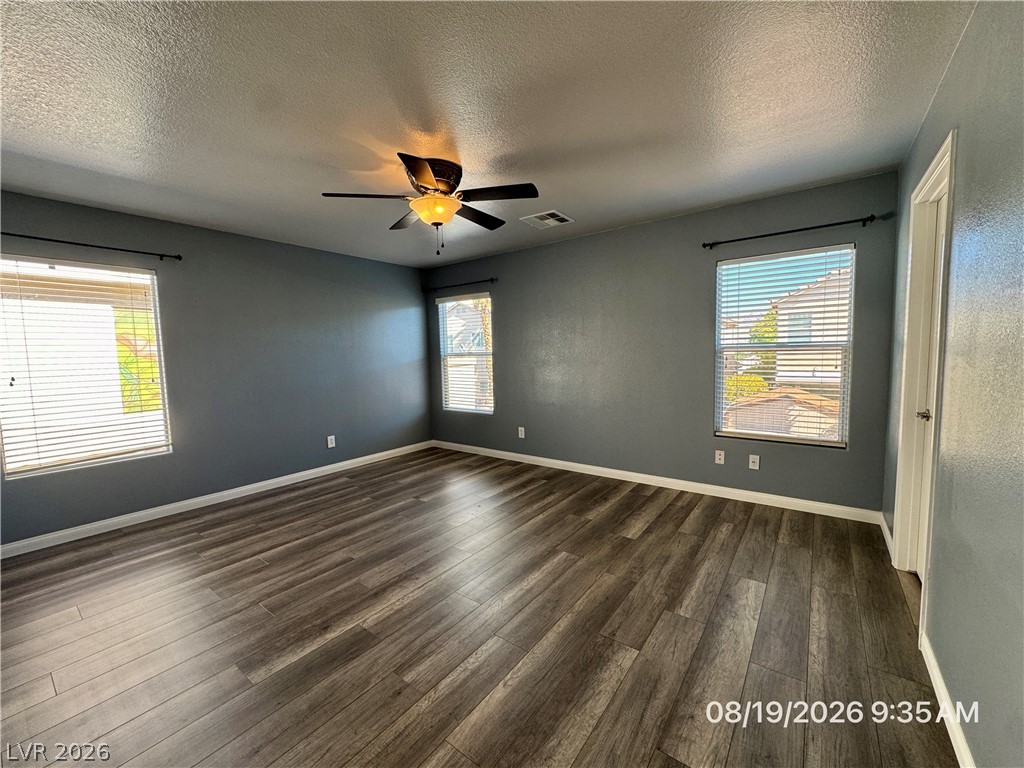 5204 Iron Crossing Avenue Property Photo 18