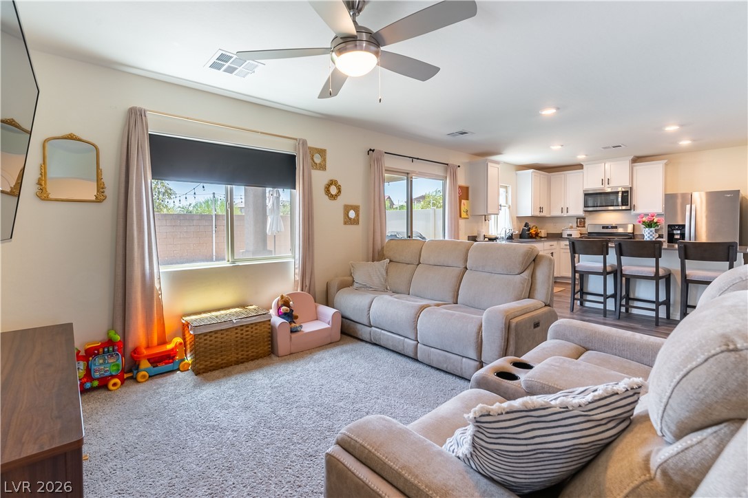 1589 Oro Grande Drive Property Photo 2