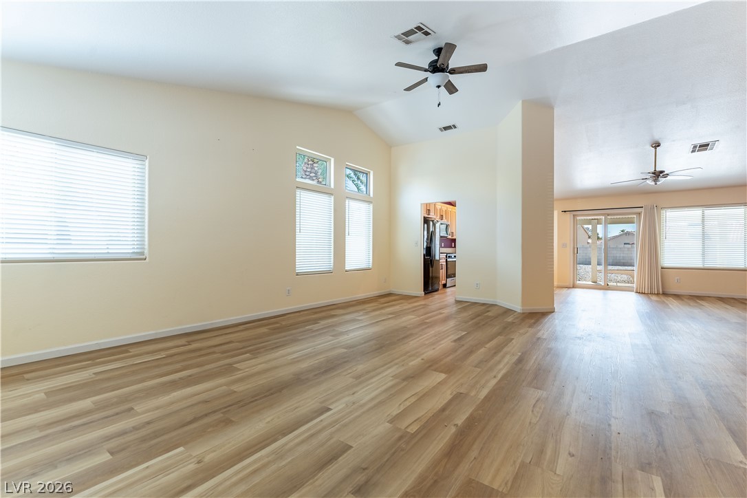 4620 Richins Lane Property Photo 4
