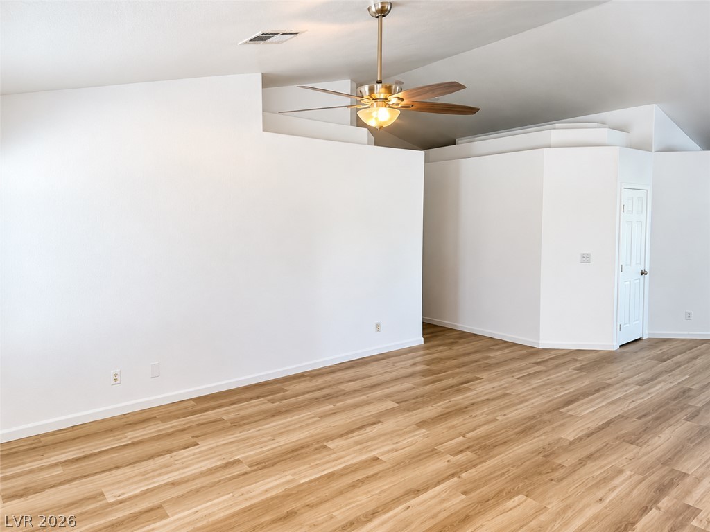 4620 Richins Lane Property Photo 8