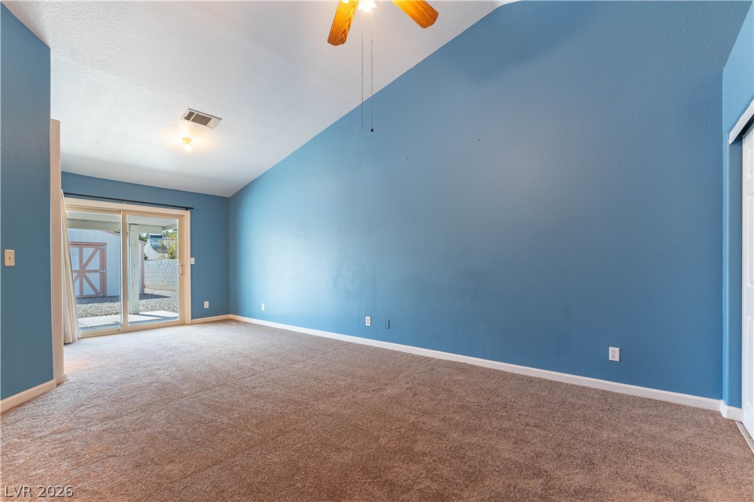4620 Richins Lane Property Photo 12