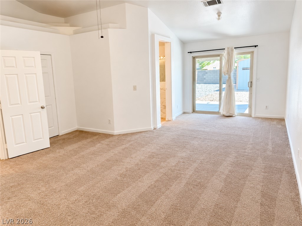 4620 Richins Lane Property Photo 12