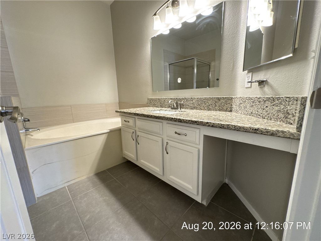 2975 Bluegrass Lane 721 Property Photo 13