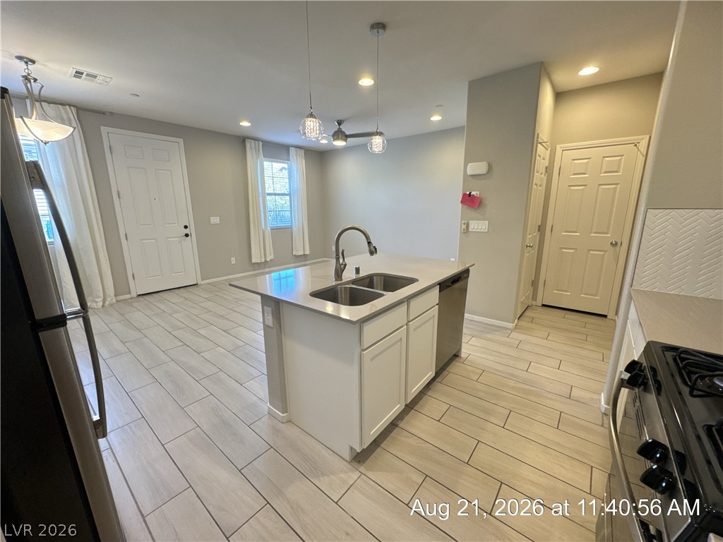 720 Sleeping City Avenue Property Photo 9