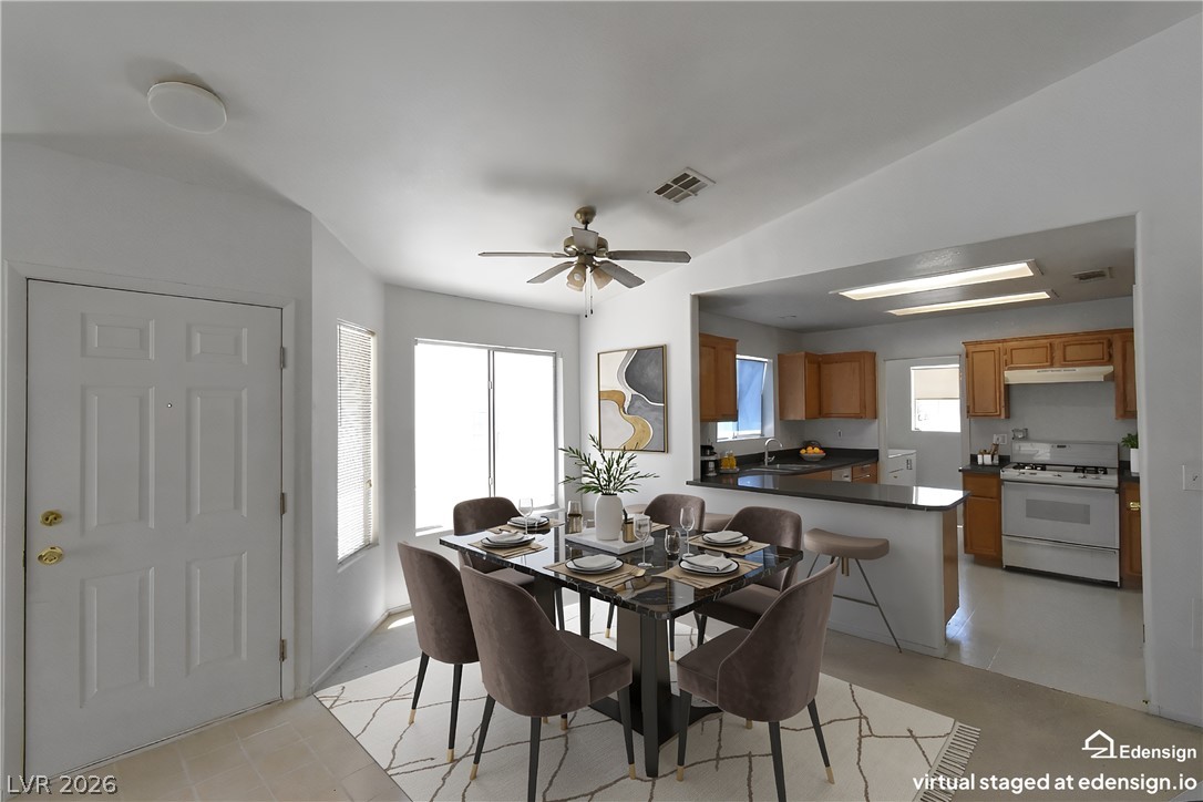 8012 Revolver Avenue Property Photo 7