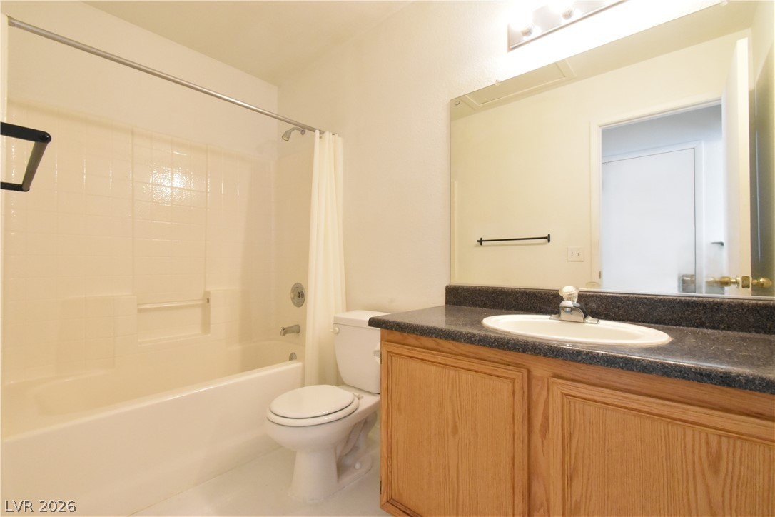 8012 Revolver Avenue Property Photo 16