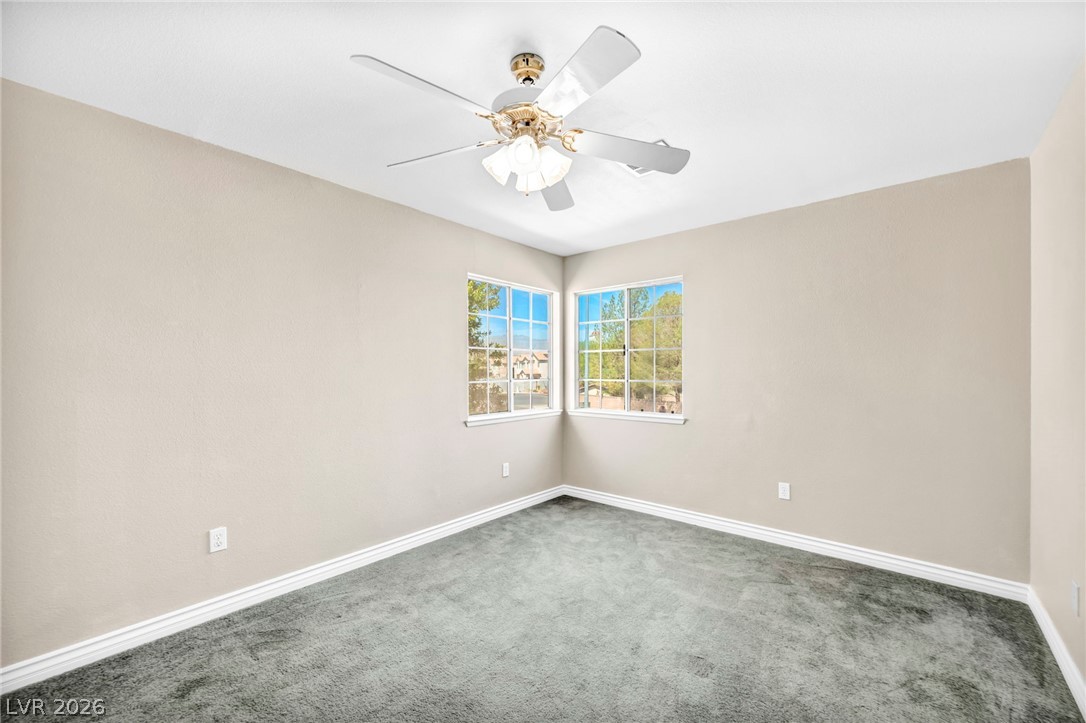 7529 West Gilmore Avenue Property Photo 18