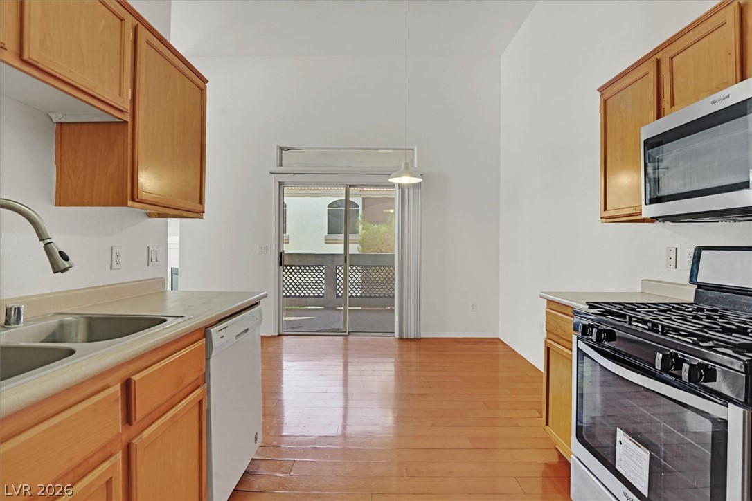 700 Carnegie Street 2924 Property Photo 10
