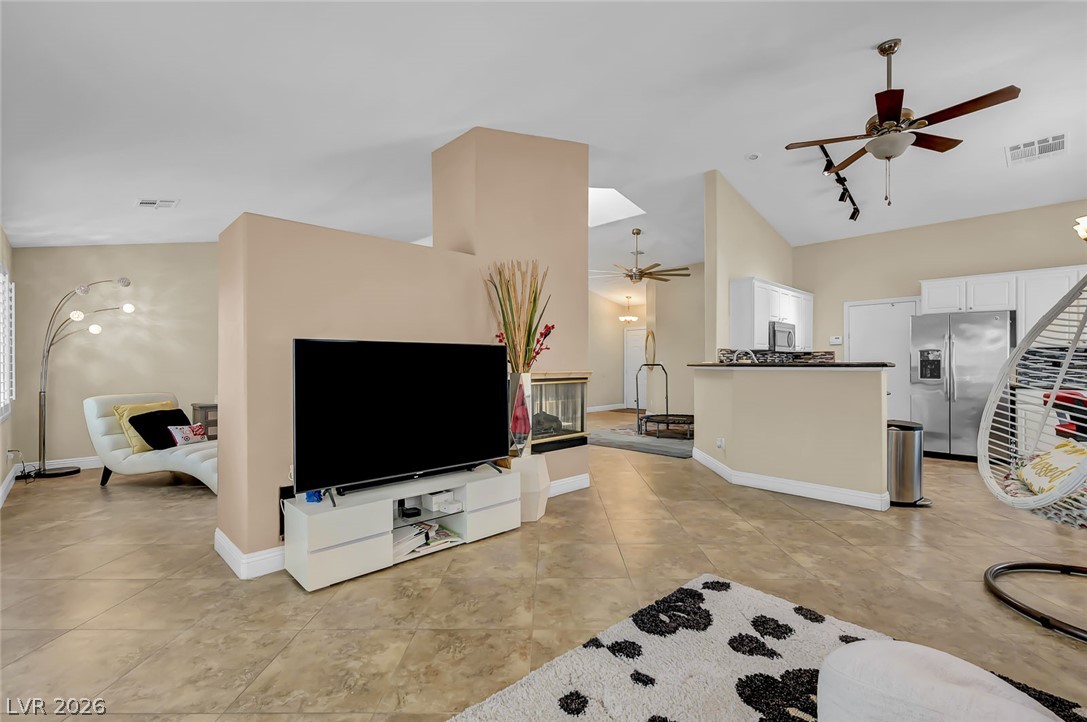 1011 Rose River Court Property Photo 15