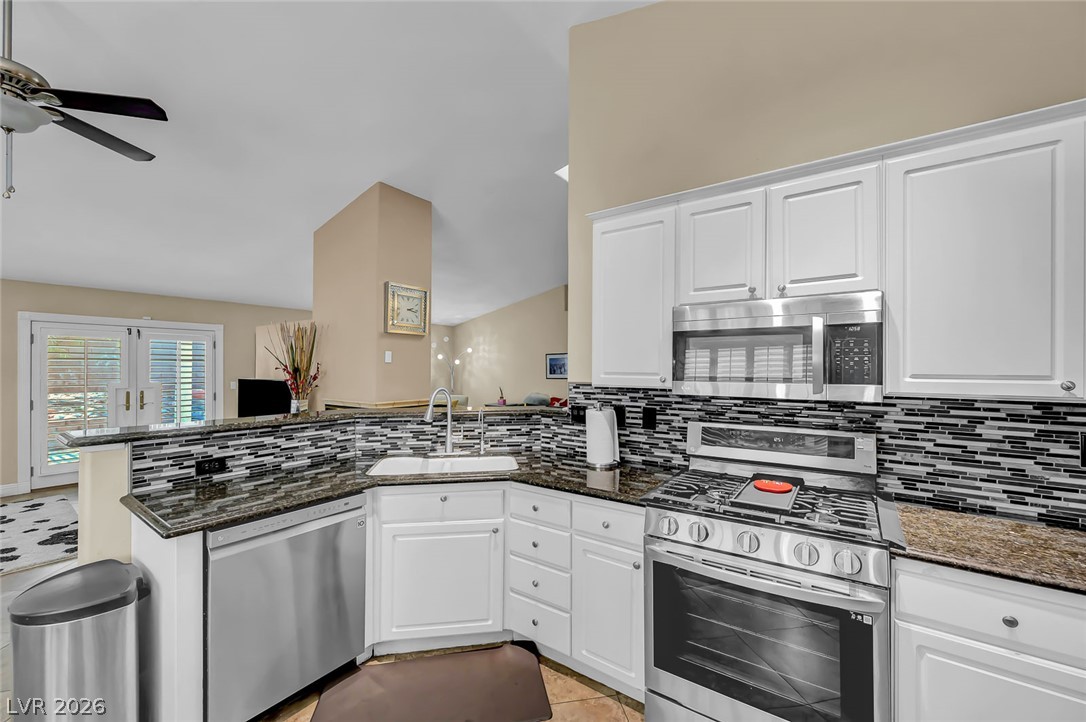 1011 Rose River Court Property Photo 25