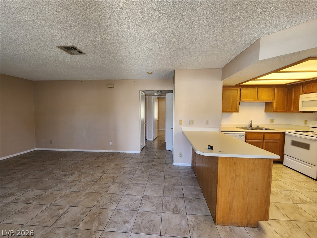 1412 Oak Rock Drive 102 Property Photo 4