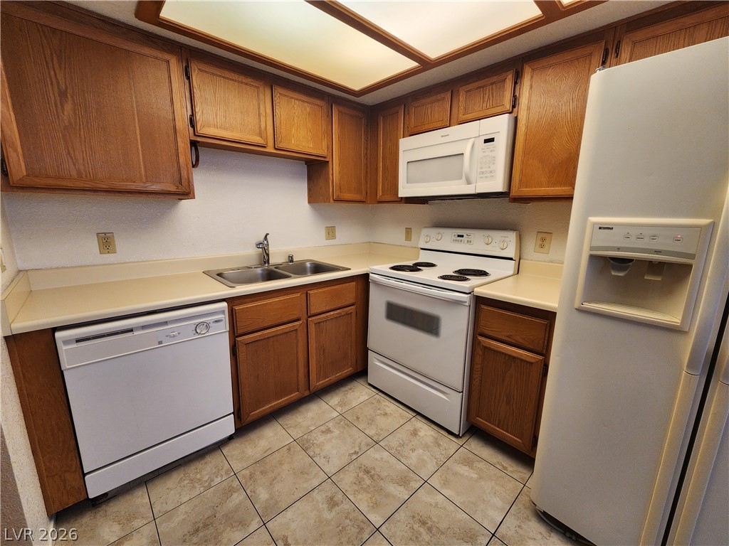 1412 Oak Rock Drive 102 Property Photo 14
