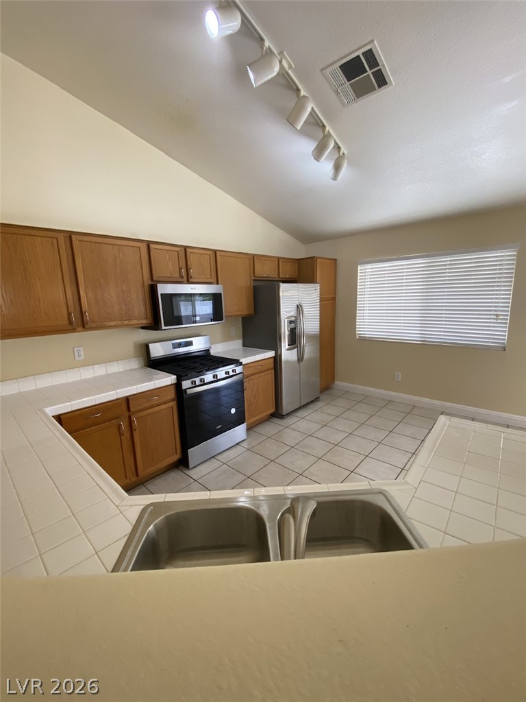 3640 Yorba Linda Drive Property Photo 11