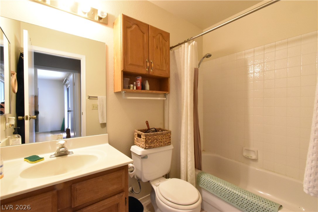 5851 Medallion Drive 101 Property Photo 24