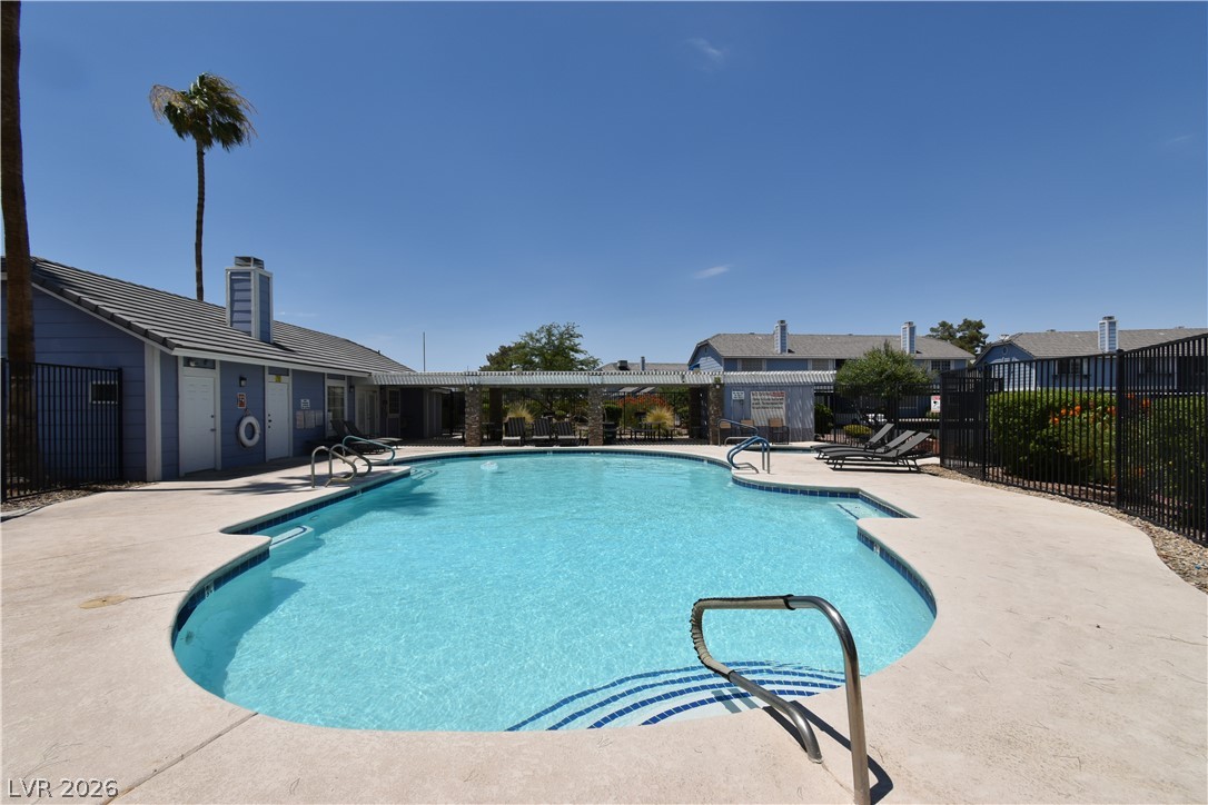 5851 Medallion Drive 101 Property Photo 29