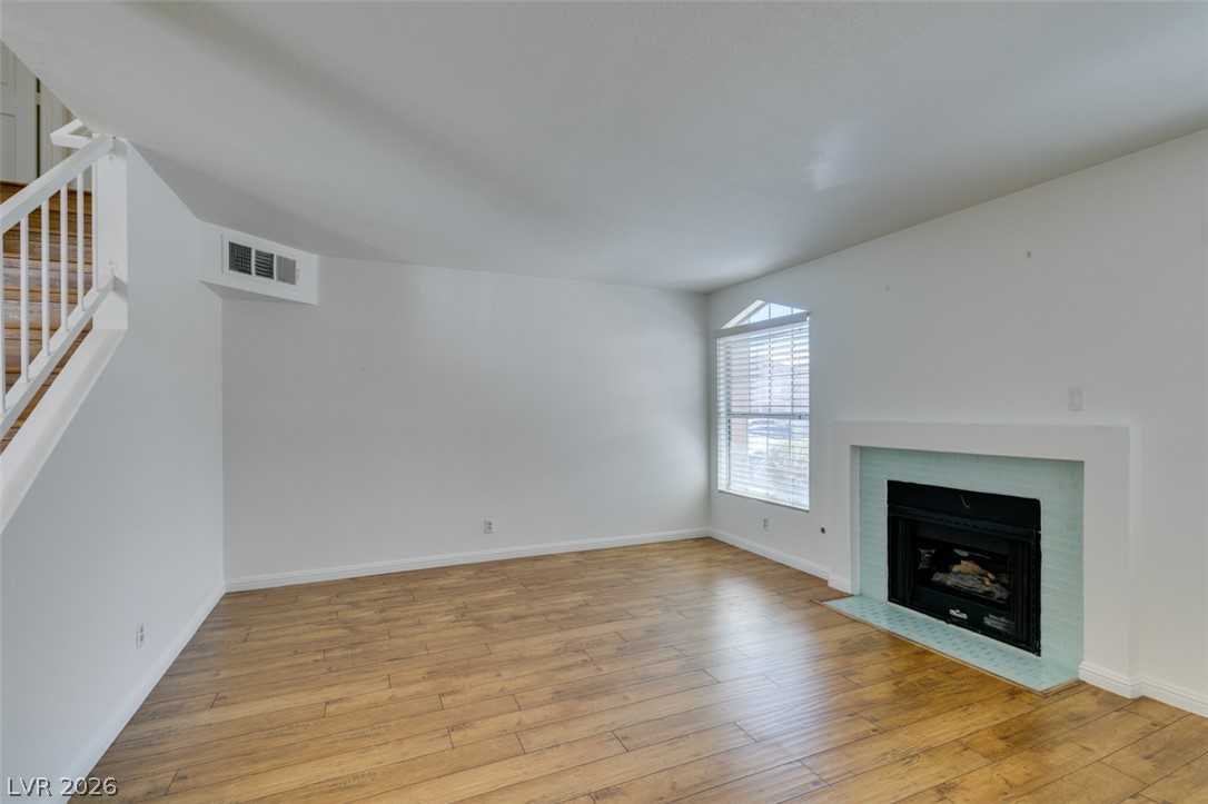 2838 Dawn Crossing Drive Property Photo 5