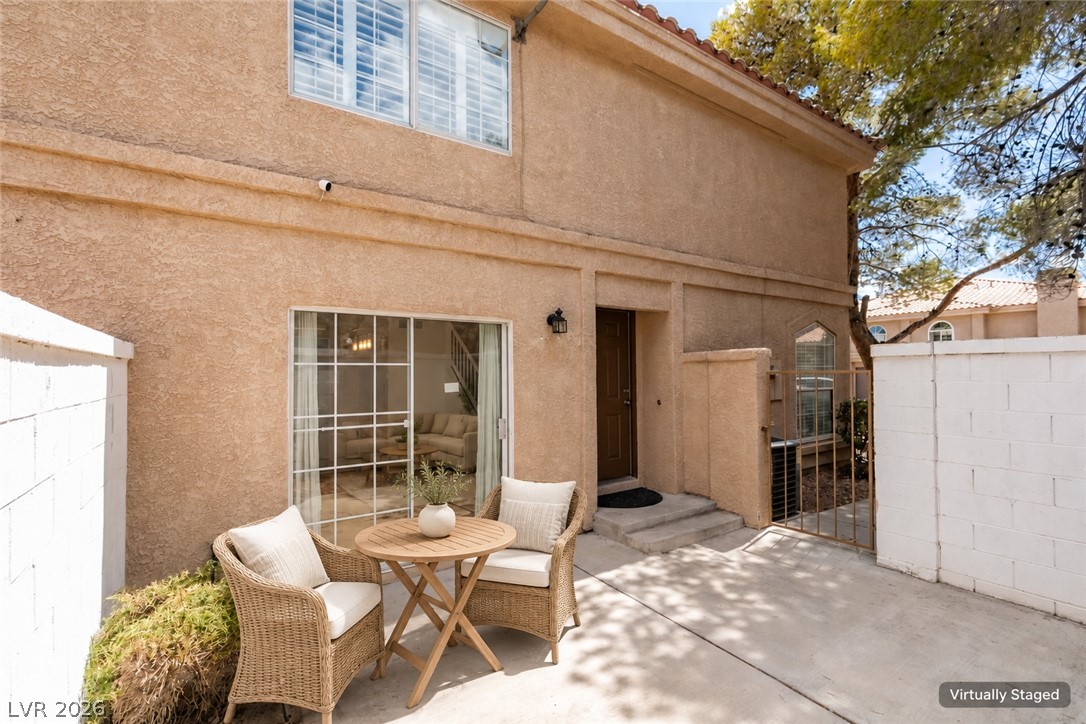 2838 Dawn Crossing Drive Property Photo 8