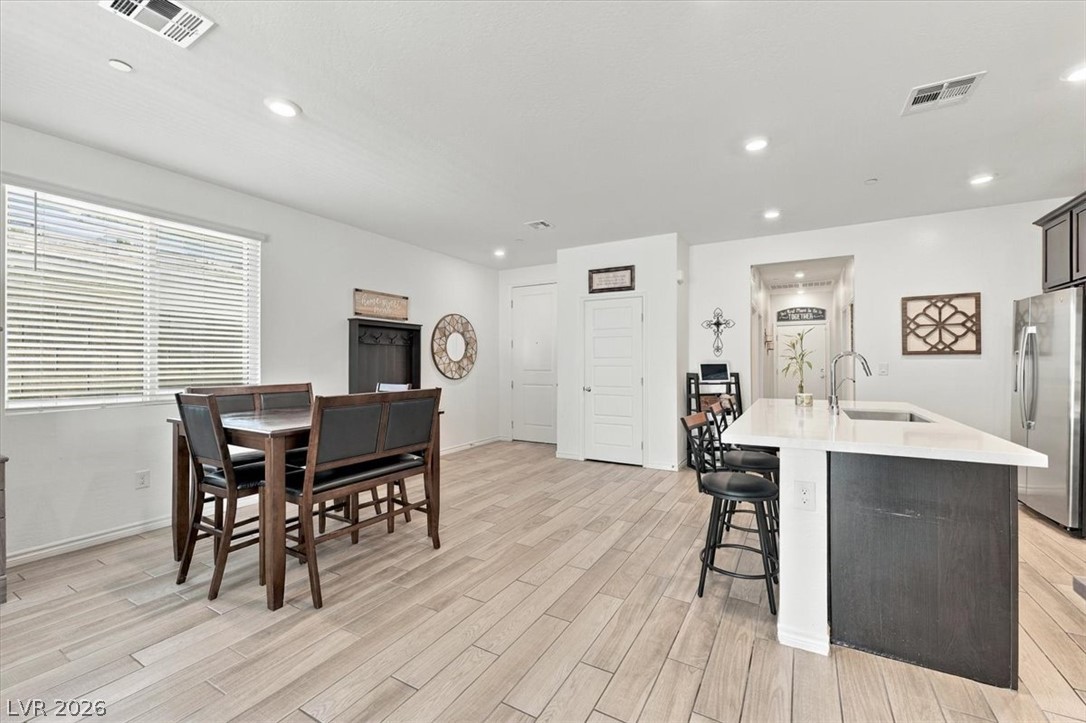 9476 White Fir Grove Court Property Photo 8