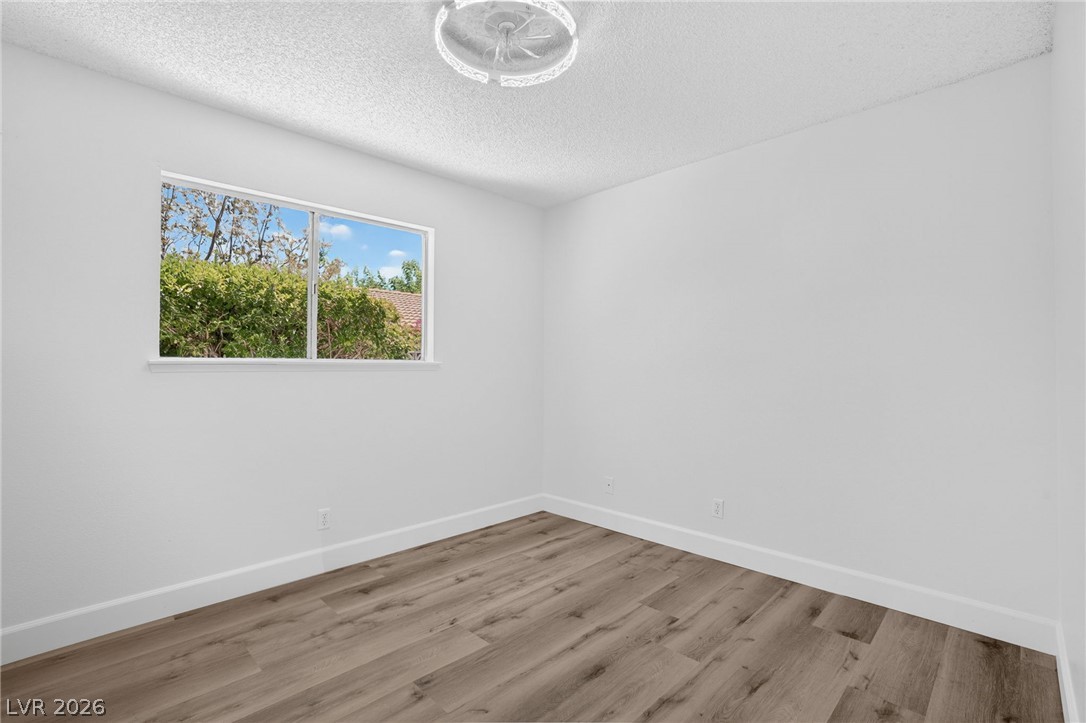3670 Chama Avenue Property Photo 20