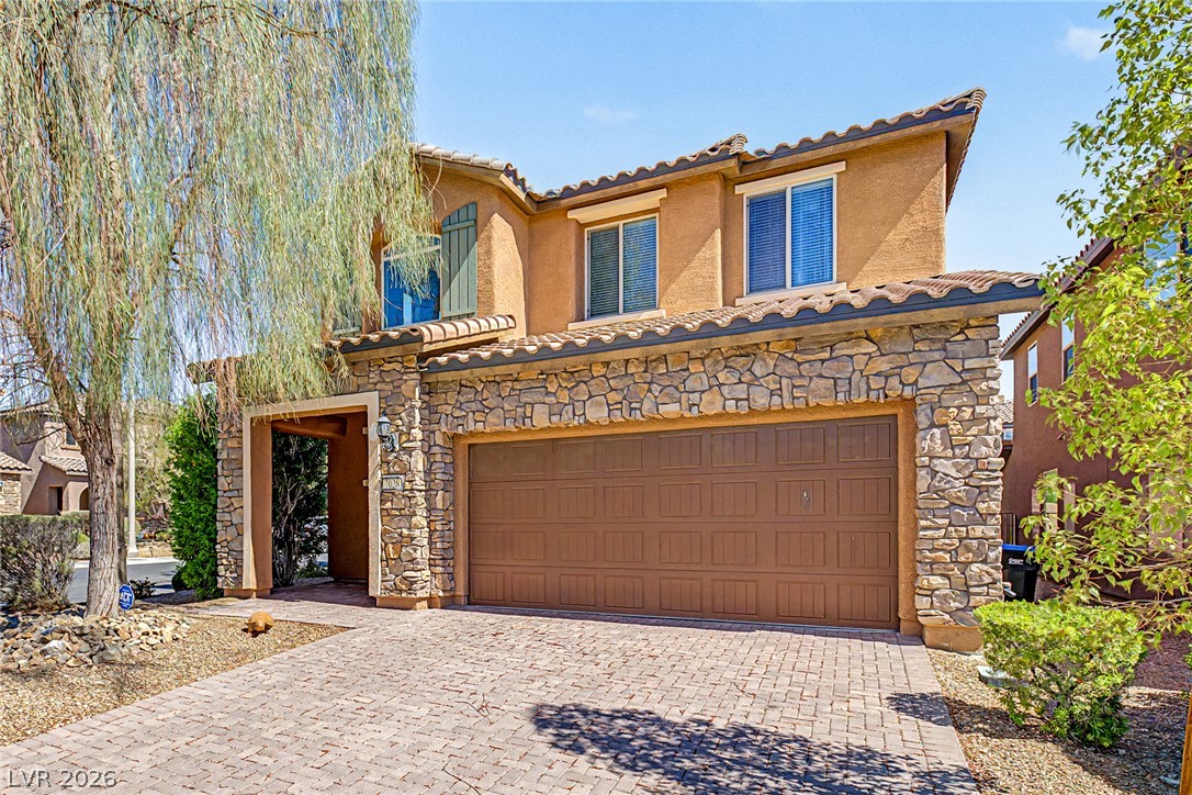 7028 Amapa Road Property Photo 4