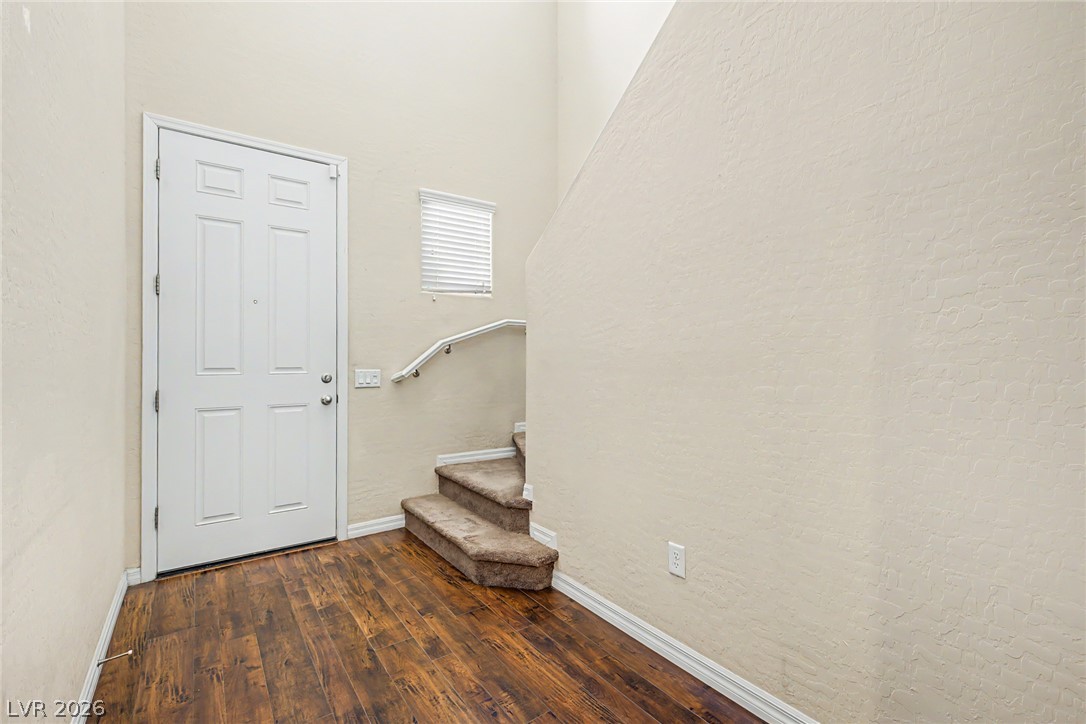 7028 Amapa Road Property Photo 7