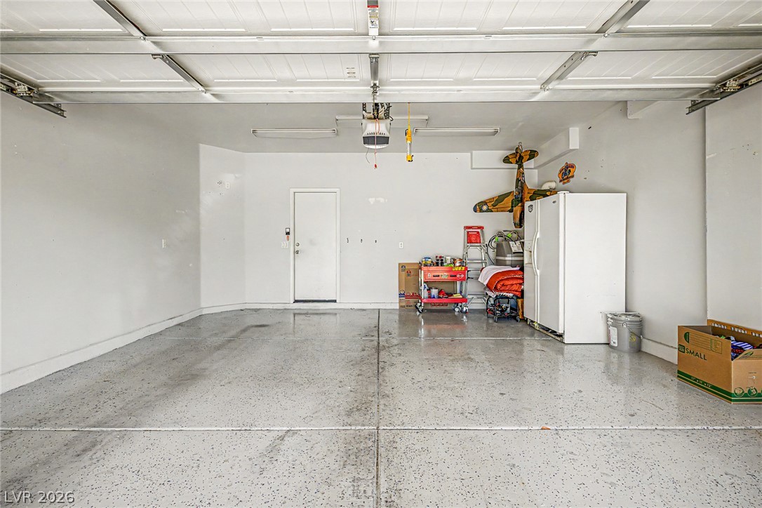 7028 Amapa Road Property Photo 34