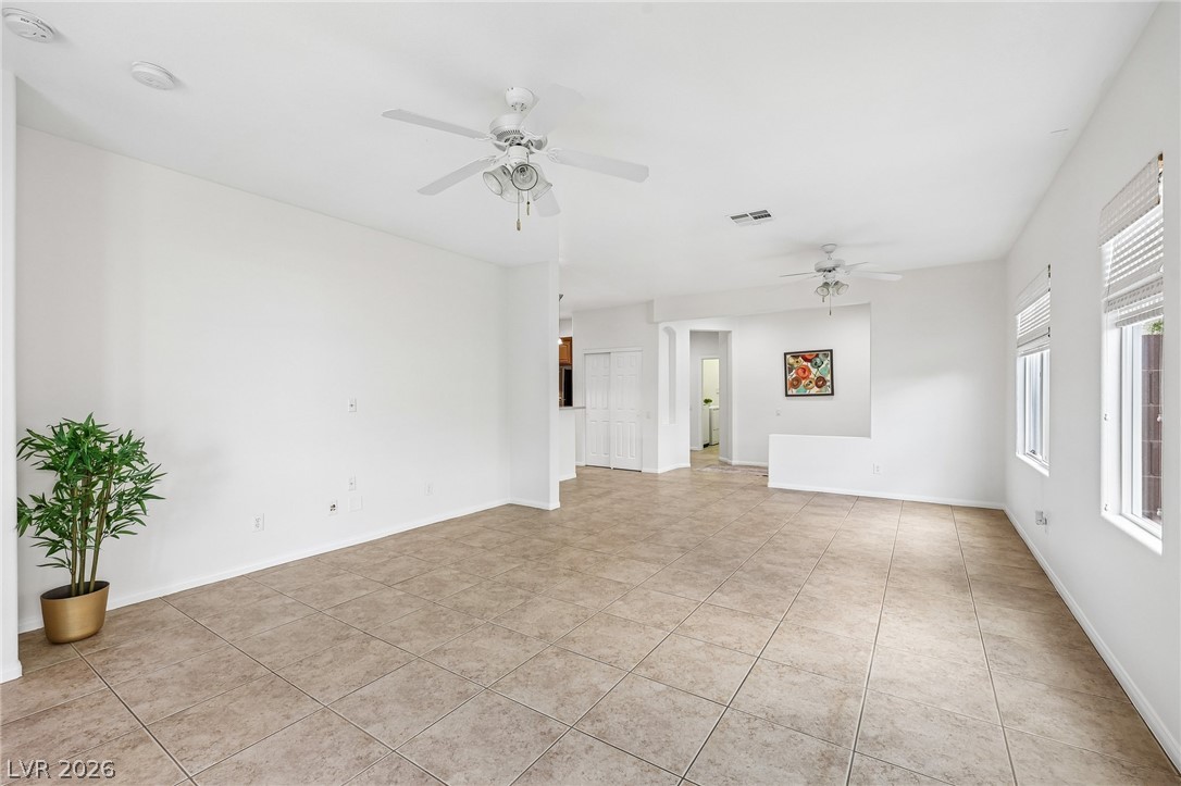 156 Pioneer Peak Place Property Photo 10