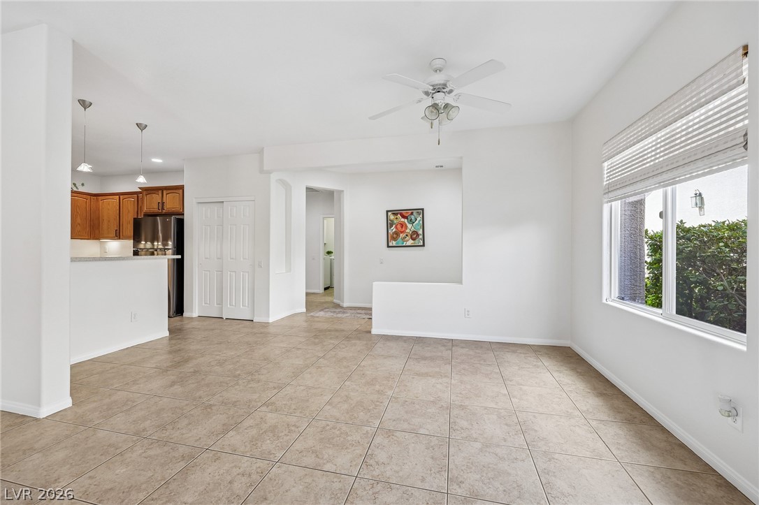 156 Pioneer Peak Place Property Photo 12