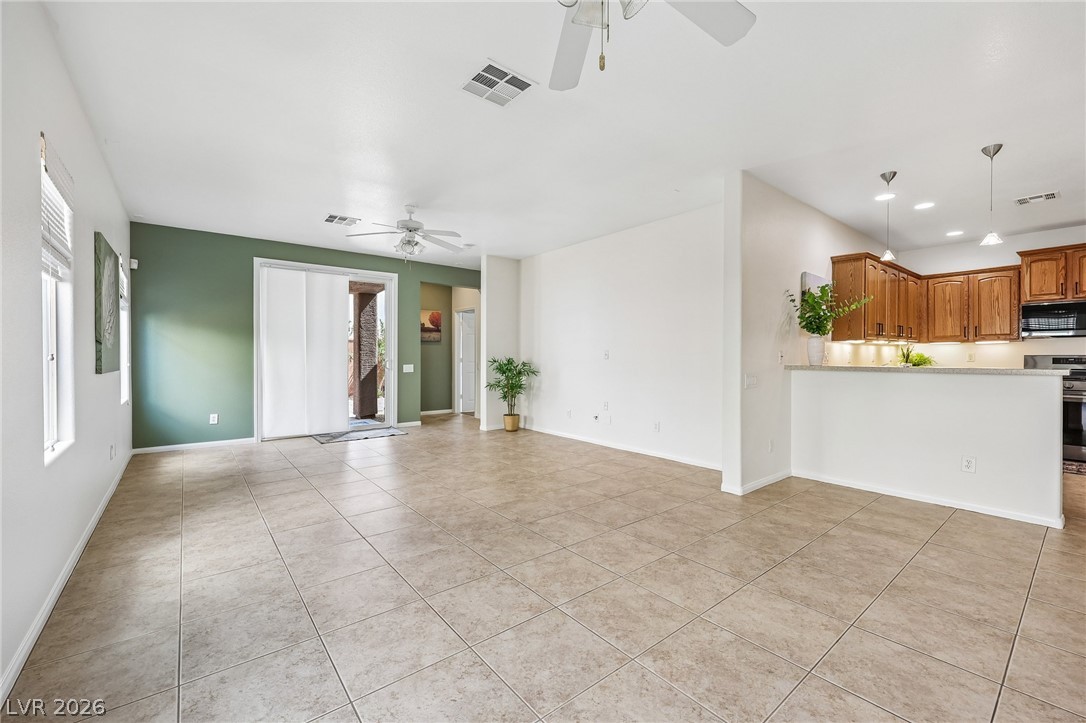156 Pioneer Peak Place Property Photo 13