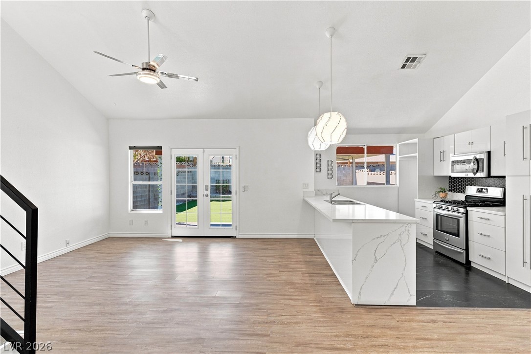 532 Crony Avenue Property Photo 9