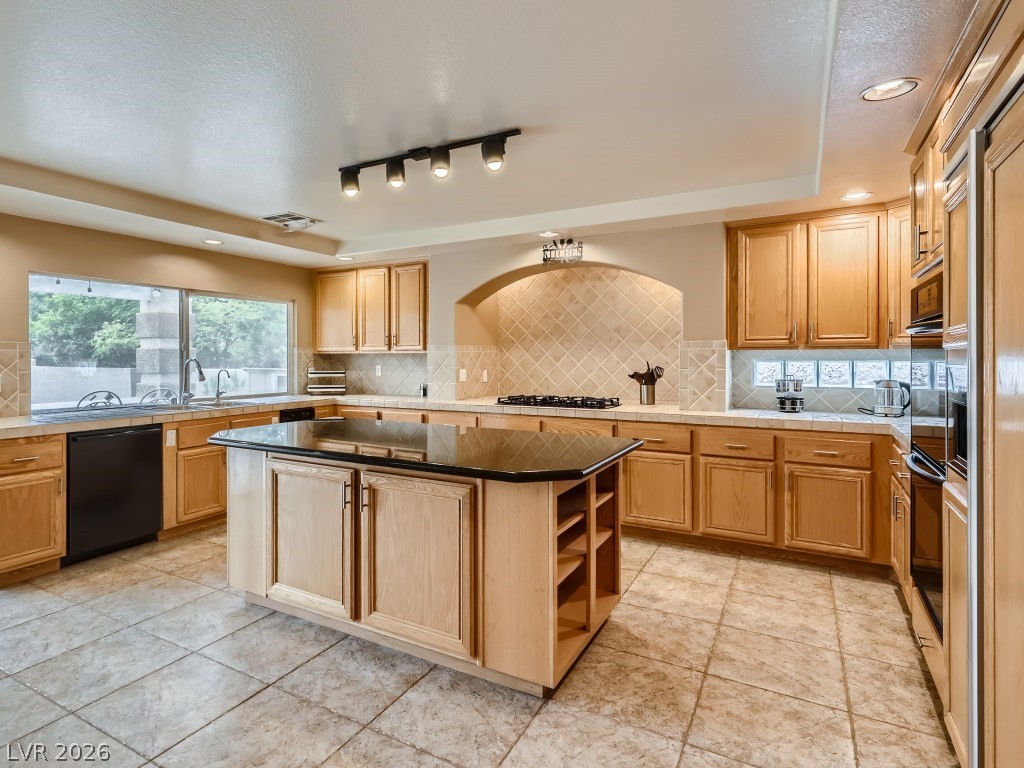 1221 Fragrant Spruce Avenue Property Photo 14
