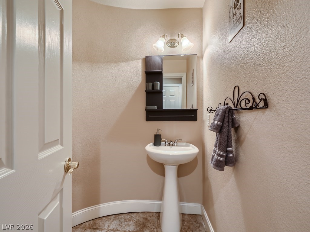 1221 Fragrant Spruce Avenue Property Photo 22